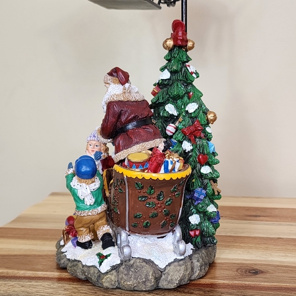 Santa Sleigh Giving Gifts Children Scene Figurine Candle Lamp Christmas Decor - Picture 9 of 16